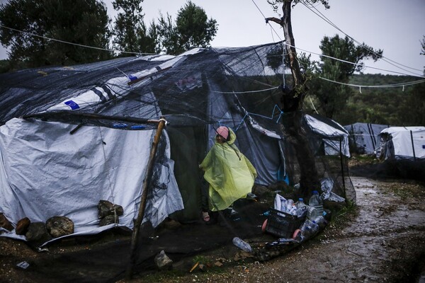 Στο έλεος της «Πηνελόπης» οι πρόσφυγες στη Μόρια