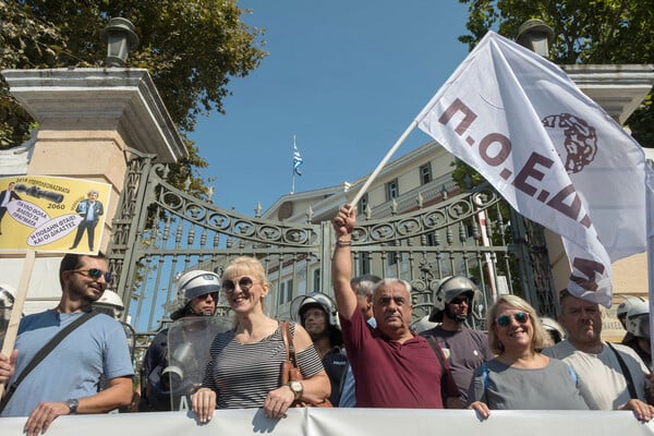 Στάση εργασίας των εργαζόμενων στα νοσοκομεία, προγραμματίζει η ΠΟΕΔΗΝ