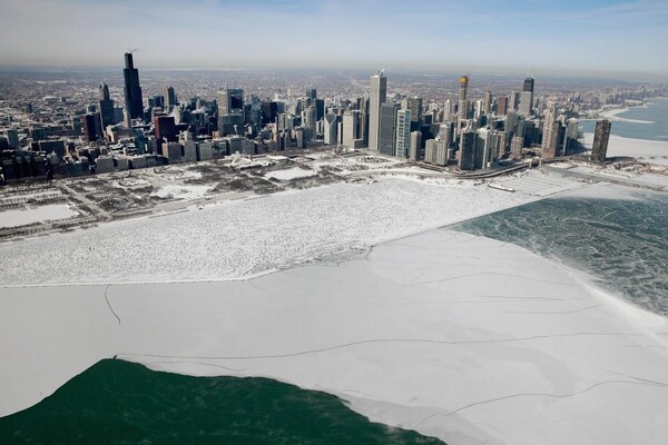 Polar Vortex: 21 νεκροί από το ακραίο ψύχος - «Θα ακρωτηριάσουμε ανθρώπους», λέει Έλληνας γιατρός στο Σικάγο