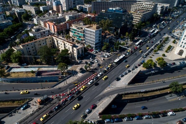 Ιδού το χάος της Συγγρού και γιατί πρέπει όσοι μπορείτε να την αποφύγετε - Έργα και ταλαιπωρία