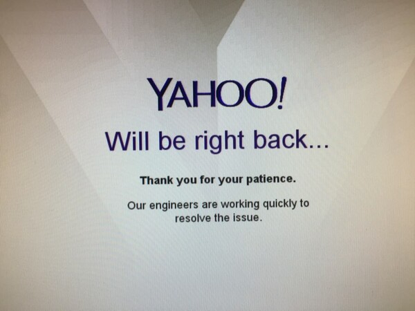 «Έπεσε» το Yahoo - Προβλήματα για εκατομμύρια χρήστες