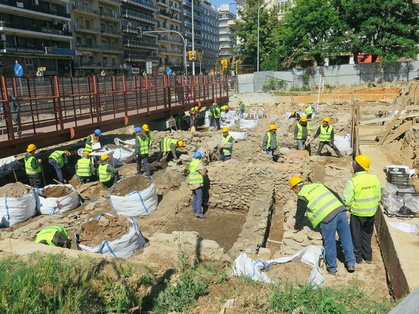 Όταν αποσπάστηκαν οι αρχαιότητες από τον σταθμό μετρό της Αγίας Σοφίας στη Θεσσαλονίκη - και κανείς δεν αντέδρασε