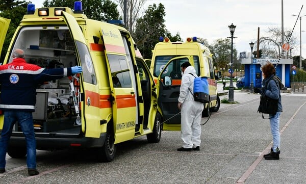 Κορωνοϊός στην Ελλάδα: 283 ασθενείς νοσηλεύονται σε νοσοκομεία