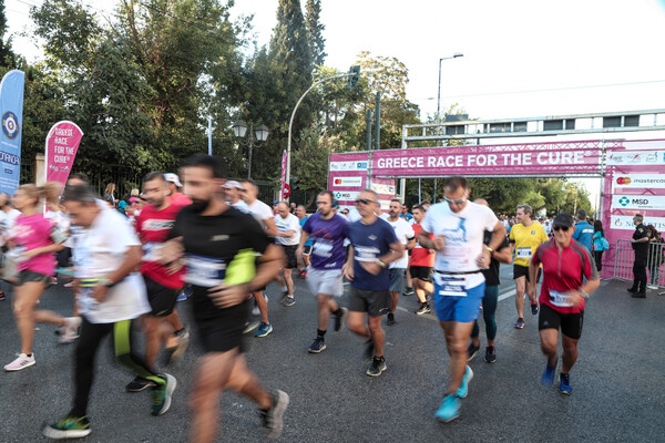 Χιλιάδες Αθηναίοι στο γύρο ενάντια στον καρκίνο του μαστού - Greece Race for the Cure