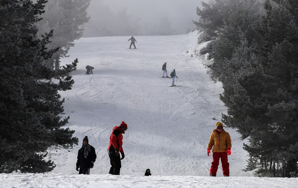 Ελατοχώρι Πιερίας: Σκι και snowboard στο χιονοδρομικό κέντρο