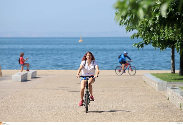 Meteo: «Μίνι καλοκαίρι» μέχρι και το τέλος της εβδομάδας