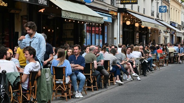 Το Παρίσι επέστρεψε και ψάχνει την ταυτότητά του στην εποχή μετά τον κορωνοϊό