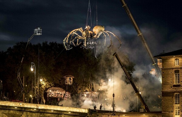 Ένας πελώριος Μινώταυρος και μία τεράστια αράχνη «κατέλαβαν» την Τουλούζη - ΦΩΤΟΓΡΑΦΙΕΣ
