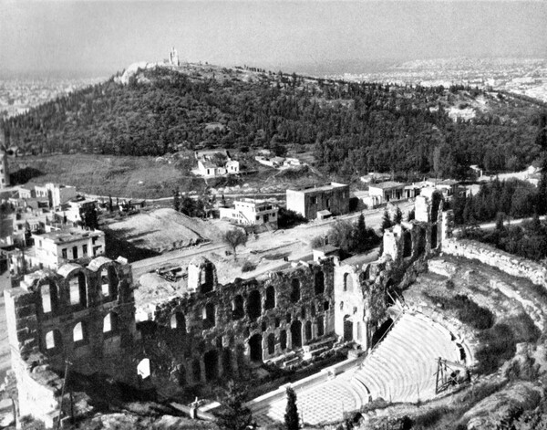 30 φωτογραφίες της Aθήνας και του Πειραιά από τον Otto Siegner