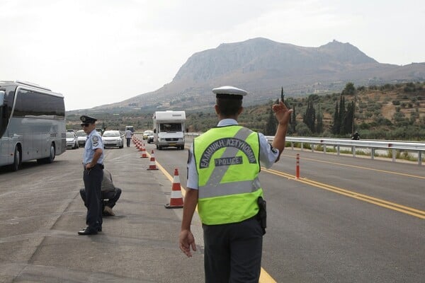 Θεσσαλονίκη: 55χρονος σταμάτησε να βοηθήσει σε τροχαίο και σκοτώθηκε