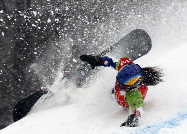 Champion snowboarder Julie Pomagalski dies in avalanche