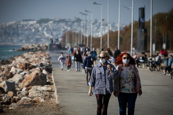 Στους 30 βαθμούς «σκαρφάλωσε» η θερμοκρασία στη Βόρεια Κρήτη- Λασποβροχές και καταιγίδες τη Δευτέρα