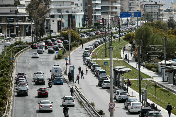 Πιθανές διαδημοτικές μετακινήσεις τις καθημερινές - Τι εξετάζεται για Πάσχα και εστίαση