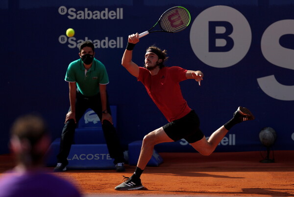 Barcelona Open: Ο Τσιτσιπάς πάλεψε αλλά έχασε από τον Ναδάλ στον τελικό (ΒΙΝΤΕΟ)