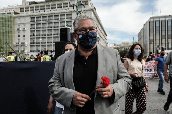 Τσίπρας και Κουτσούμπας στις πορείες για την εργατική Πρωτομαγιά (Φωτογραφίες)