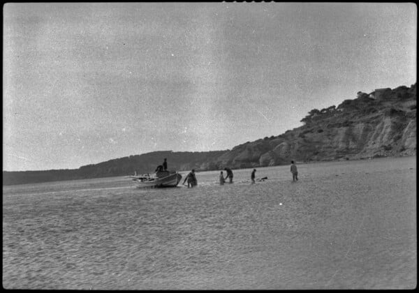 Στη Βουλιαγμένη τη δεκαετία του 1930