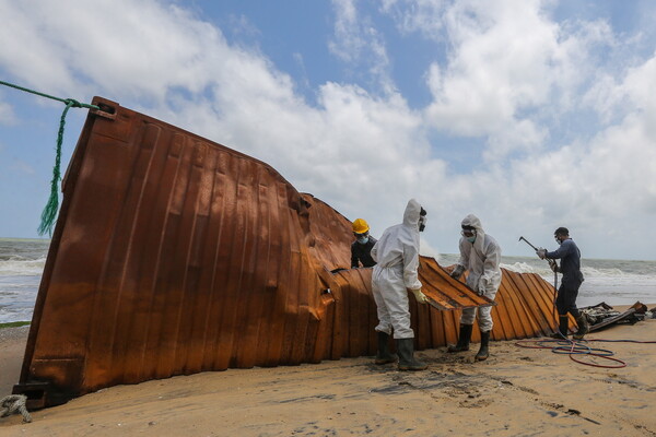 Sri Lanka, Facing ‘Worst’ Marine Disaster, Investigates Cargo Ship Fire