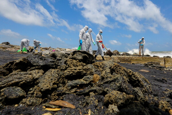 Sri Lanka, Facing ‘Worst’ Marine Disaster, Investigates Cargo Ship Fire