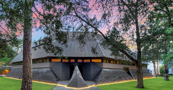 'Darth Vader House' hits the market for $4.3 million