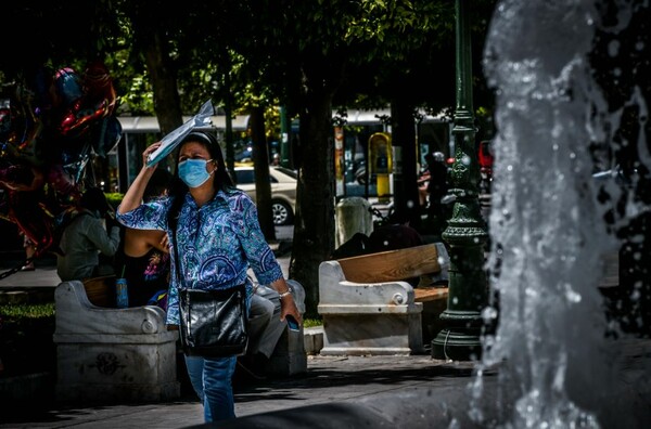 Καιρός: Ηλιοφάνεια και μικρή πτώση θερμοκρασίας- Πού θα βρέξει