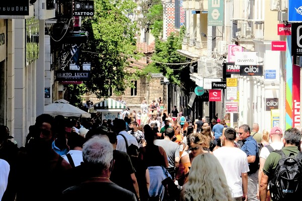 Μητσοτάκης: Είμαστε αντιμέτωποι με τέταρτο κύμα και πανδημία ανεμβολίαστων 