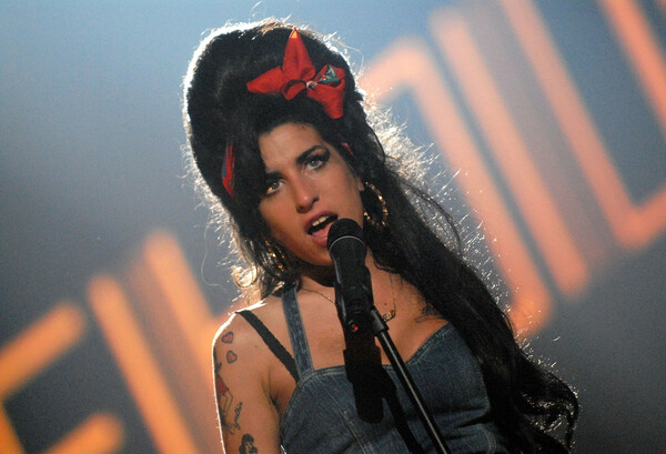 Η ζωή και το πρόωρο τέλος της Amy Winehouse