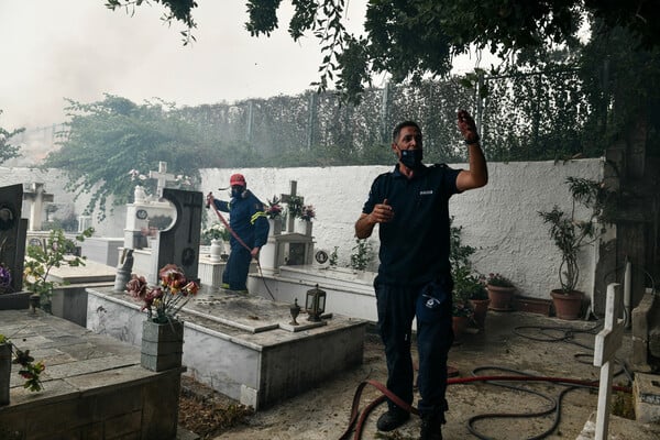 Καμμένοι τάφοι στις Αφίδνες