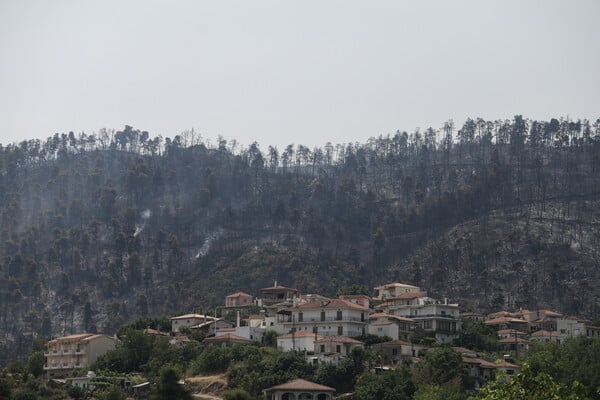 Αναζωπυρώνεται η φωτιά σε Βόρεια Εύβοια και Γορτυνία - Κρουνοί χωρίς νερό λόγω