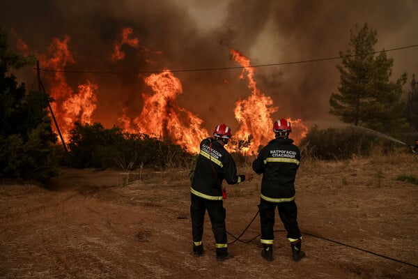 Φωτιές: Πολύ υψηλός κίνδυνος πυρκαγιάς για 6 Περιφέρειες