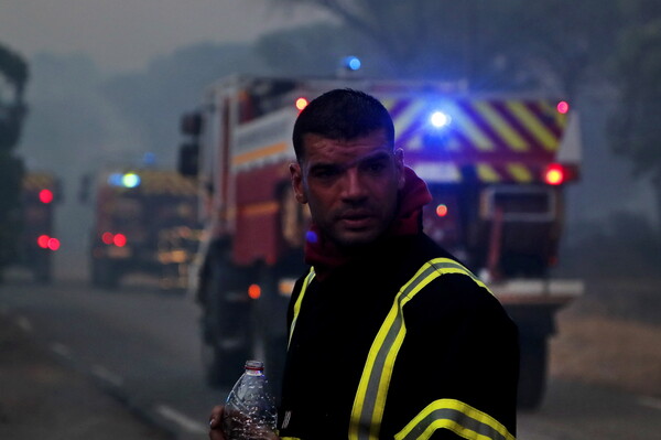 Καίγεται το Σεν Τροπέ: Χιλιάδες πυροσβέστες στη μάχη- «Η μεγαλύτερη φωτιά του καλοκαιριού»