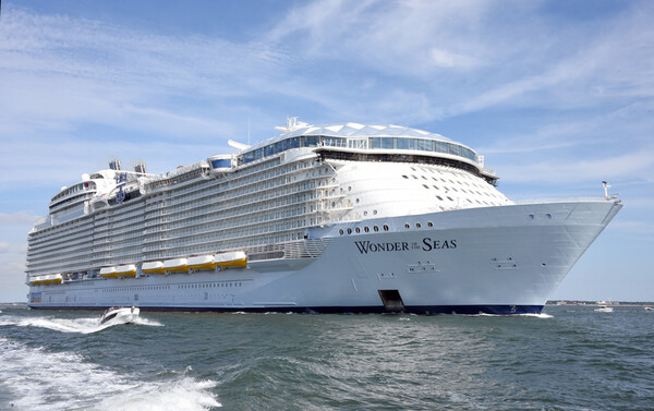 cruise ship