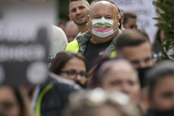 Κορωνοϊός- Βουλγαρία: Η λιγότερο εμβολιασμένη χώρα στην ΕΕ είναι αντιμέτωπη με νέο θανάσιμο κύμα