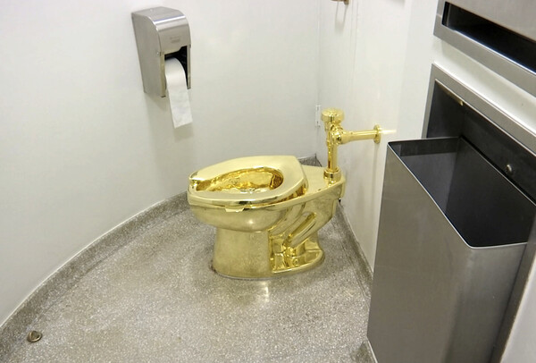 No sign of £4.8m golden toilet stolen from Blenheim Palace, two years on