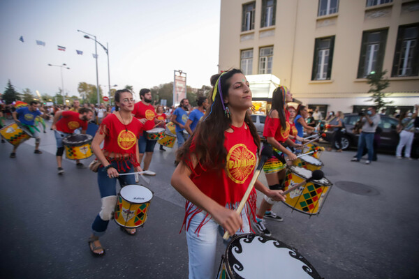 Thessaloniki Pride: Πλήθος κόσμου στην πορεία υπερηφάνειας (Φωτογραφίες)