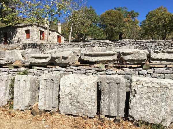 Στον Επικούριο Απόλλωνα