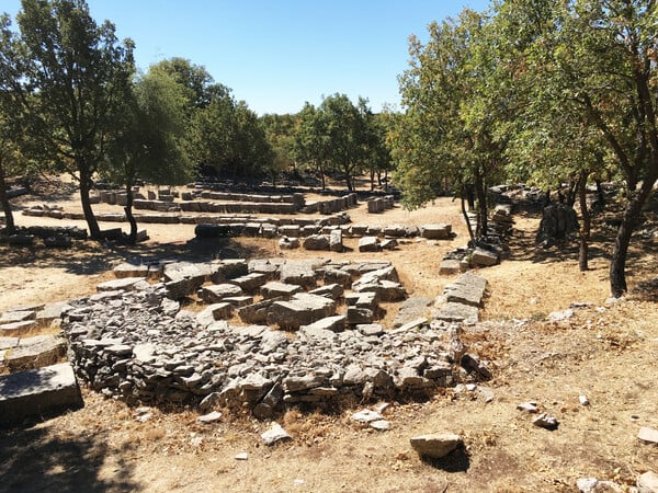 Στον Επικούριο Απόλλωνα