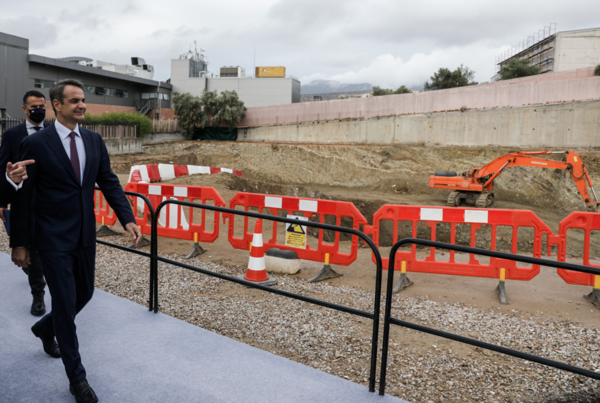 Μητσοτάκης στα εγκαίνια της Lamda Hellix - «Φιλοδοξία μας να καταστεί η Ελλάδα κόμβος μεταφοράς δεδομένων»