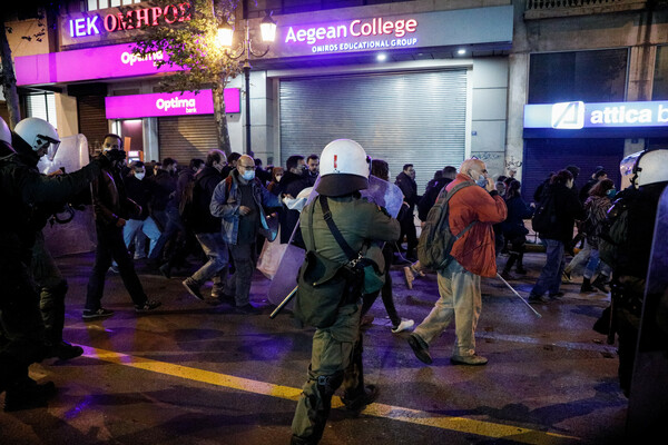 Συγκέντρωση και πορεία συλλογικοτήτων για τον νεκρό Ρομά - Ένταση με την αστυνομία