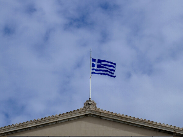 Φώφη Γεννηματά: Εθνικό πένθος και λαϊκό προσκύνημα - Στις 14:00 το τελευταίο αντίο