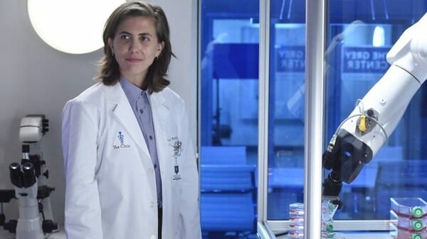 Στο «Grey’s Anatomy» ο πρώτος non binary γιατρός