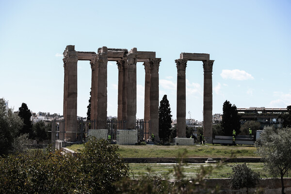 Καιρός: Ηλιοφάνεια και αφρικανική σκόνη - Πού καταγράφηκαν υψηλές θερμοκρασίες την Κυριακή