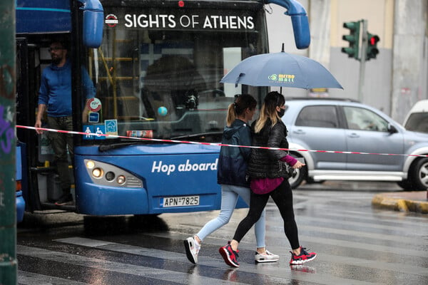 Καιρός: Ισχυρές βροχές και καταιγίδες σήμερα