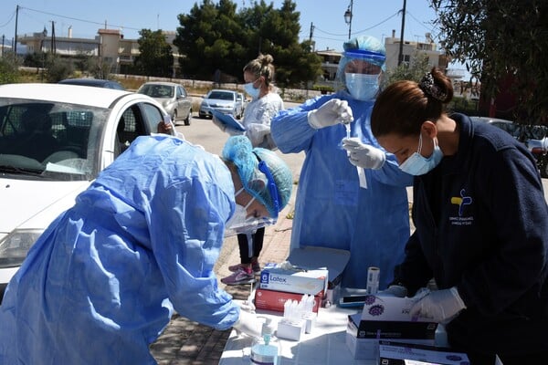 Έρχονται αλλαγές στον επιδημιολογικό χάρτη - Ακόμα τρεις περιοχές στο «βαθύ κόκκινο»