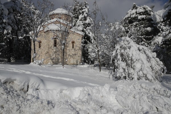 Κακοκαιρία- Meteo: Ρεκόρ 15ετίας βροχόπτωσης και 17ετίας χιονοκάλυψης για αρχές Δεκεμβρίου