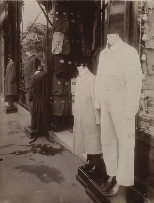 Atget - Στάβερης. Από διαφορετικές αφετηρίες.