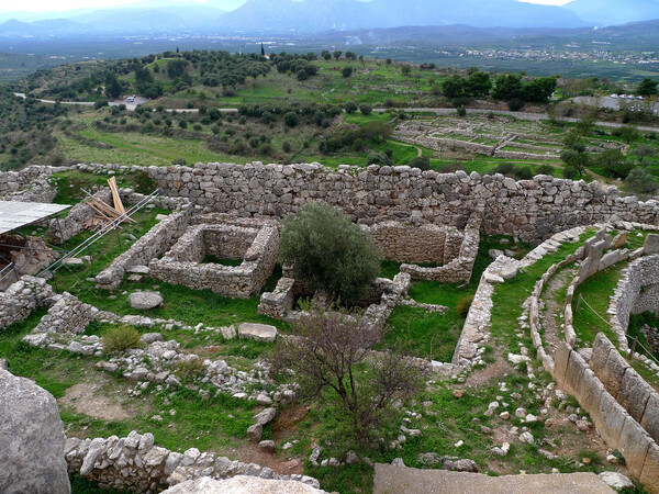 200 χρόνια Ερρίκος Σλήμαν: Ο Γερμανός αρχαιολόγος που γοητεύτηκε από τον μύθο της Τροίας