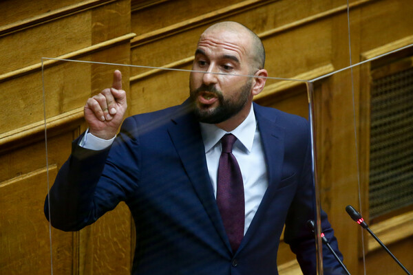 Βουλή – Τζανακόπουλος για Γεραπετρίτη: «Το δεξί χέρι του Μητσοτάκη είναι στο χέρι του Φουρθιώτη»