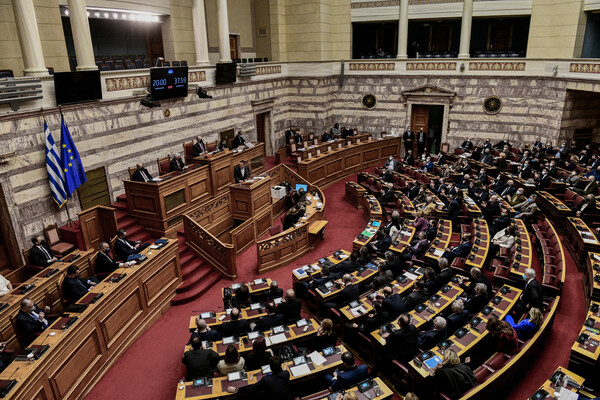 Πρόταση μομφής: 