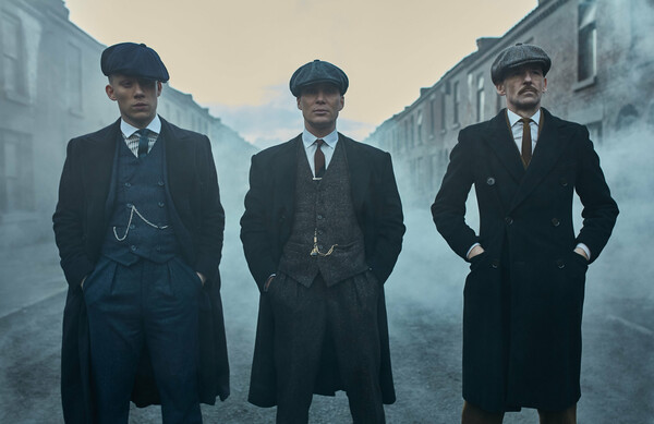 Peaky Blinders: Η οικογένεια Σέλμπι θέλει εσύ να εκτελέσεις κάποιες εντολές της