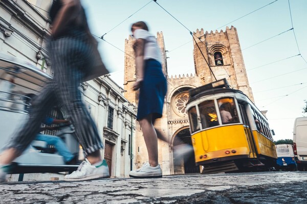 Η Πορτογαλία μείωσε τους τοξικομανείς: Αποποινικοποίηση, θεραπεία και πρόστιμα αντί φυλάκισης